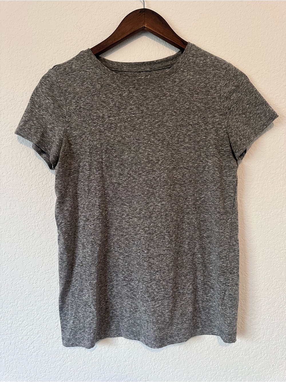 Universal Thread Heather Gray Short Sleeve Crew Tee